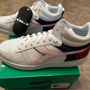 Men’s Diadora Magic Basket Demi Cut - New in Box size 10